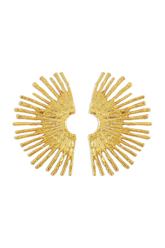 Tanning - friendly  Metal Scalloped Earrings