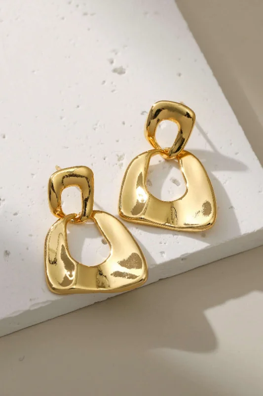 Eye - catching  Geometric Design Drop Earrings